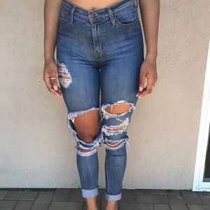 Fashion nova bum bum jeans